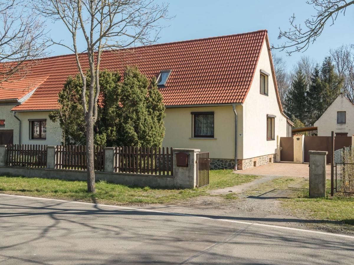 Alluring Holiday Home In Meisdorf With Garden Exterior photo